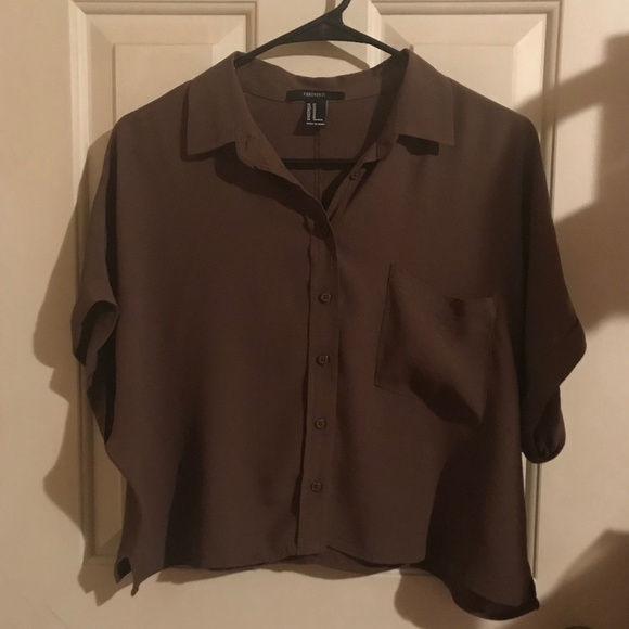 Forever 21 Tops - Forever 21 Lightweight Button-Front Shirt Size M